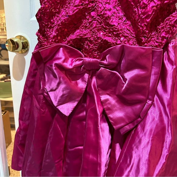 Alyce Designs vintage formal gown - Picture 4 of 6